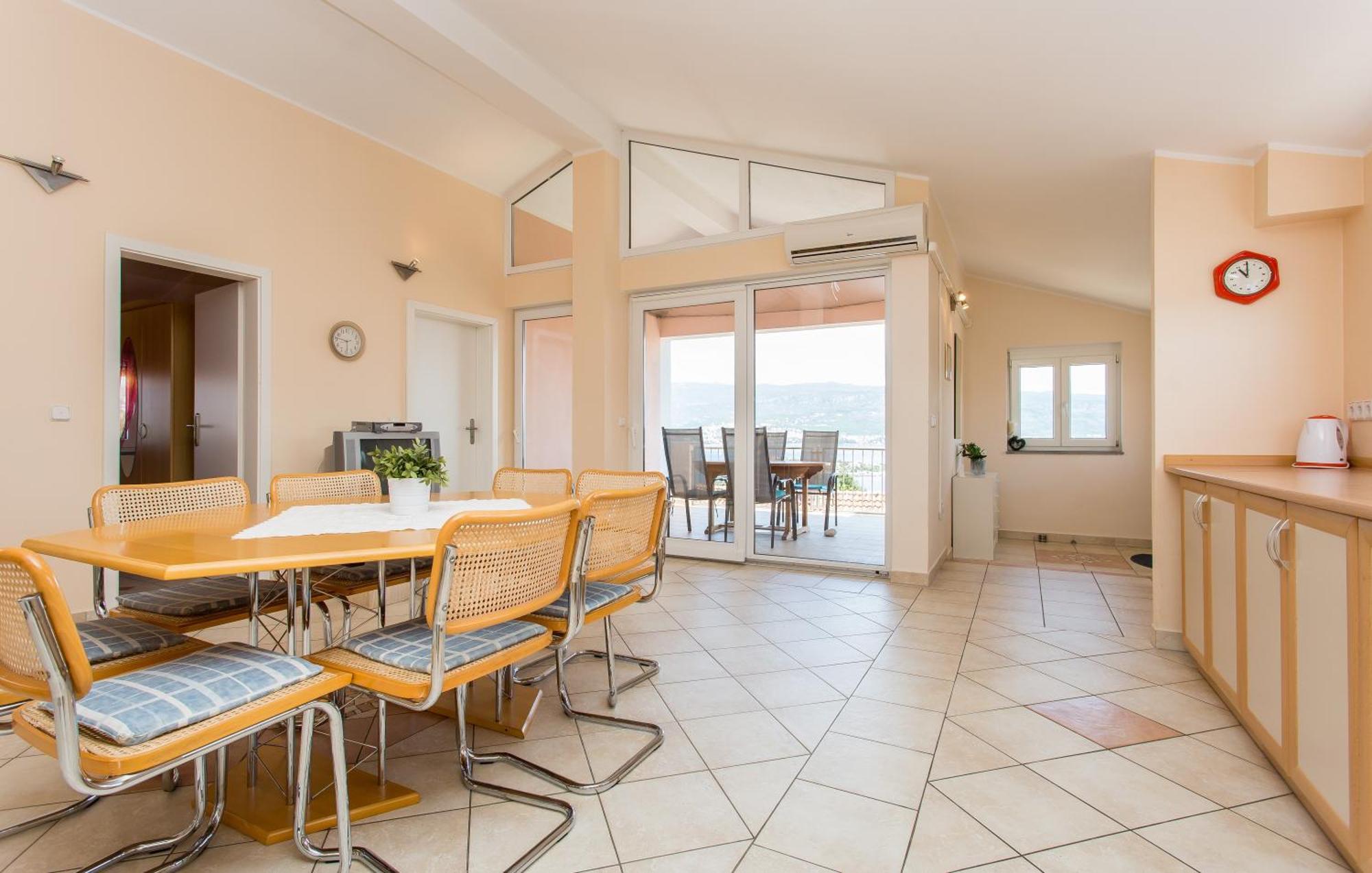 Andreas Apartment